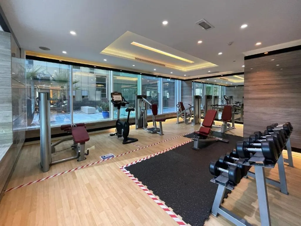 Marco Polo - Chic Studio With Balcony And Spa, Canal Views Dubai