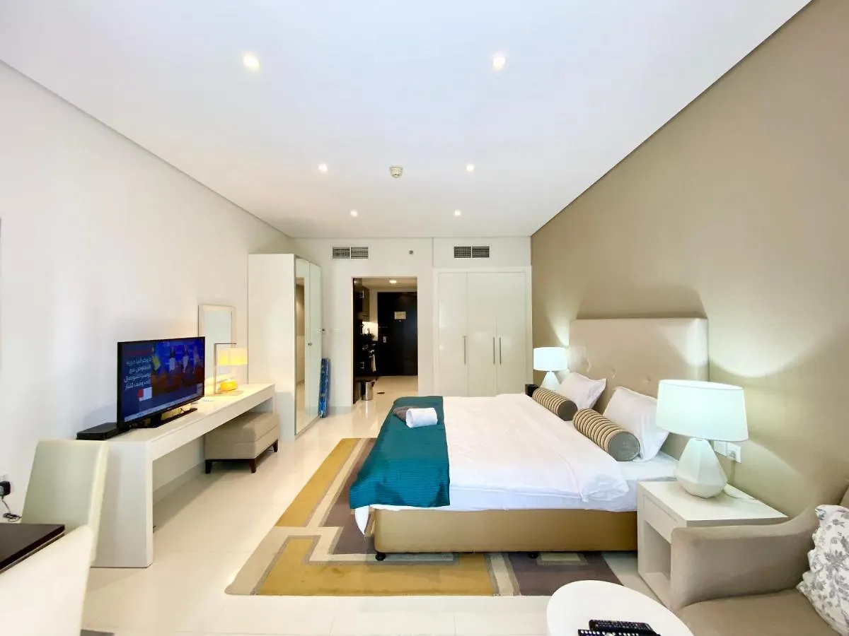 Marco Polo - Chic Studio With Balcony And Spa, Canal Views Dubai